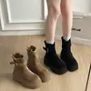 Botas de motocicleta retro que aumentan la altura para mujeres menudas, botas de moda para mujer 2026, botines de hebilla para otoño, botas Martin de suela gruesa, nuevo estilo para mujer