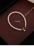 Pulsera Elegante de Perlas Pequeñas Estilo Nuevo 2026 para Mujer, Pulsera Exquisita de Nicho Francés de Lujo Ligero, Pulsera Exquisita de Nicho Estilo Coreano de Verano para Mujer