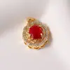 Pingente Vazado Esculpido Eletrodepositado de Luxo Leve Transfronteiriço, Pingente Luxuoso Vermelho Brilhante Totalmente Cravejado, Acessório de Corrente para Clavícula Feminina