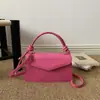 Bolso de mano pequeño cuadrado texturizado popular de este año para mujer, Nuevo artículo de Otoño 2026, color liso, patrón de diamantes, bolso de hombro único, para ir al trabajo, bolso cruzado