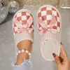Zapatillas de algodón a cuadros de color block de celebridad de internet con lazo, suaves para el hogar, suela gruesa antideslizante, dormitorio cálido, felpa, punta cerrada