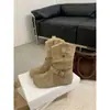 Botas Femininas Curtas de Bico Redondo com Fivela de Couro Botas Martin Moda Outono/Inverno 2026 Europeia e Americana