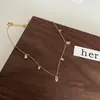 Colar de Cristal e Diamante sem Franja de Luxo Leve, Zircônia que Não Desbota, Gargantilha Dourada Fragmentada de Nicho para Mulheres, Corrente para Clavícula de Aço Titânio, Formato Quadrado