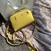 Bolsa Pequena de Couro Genuíno Feminina 2025 Nova Bolsa para Celular Bolsa Mãe Feminina Bolsa Transversal de Ombro Versátil Mini Bolsa Quadrada Pequena