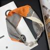 Bufanda Primavera y Otoño Perlas Perezosas Colgante Bufanda Protección Cuello Clavícula Perla Bufanda Pequeña Tira Larga Hebilla Magnética Collar Bufanda de Seda