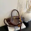 Bolsa de mão plissada vintage estilo francês para mulheres, nova coleção 2026, uma bolsa de ombro chique e versátil perfeita para o dia a dia, com um design estiloso e de alta qualidade