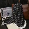 Pañuelo de Seda de Puntos, Estilo Coreano de Alta Gama Versátil Falso Seda 70cm Pañuelo Pequeño, Fajín Decorativo, Lazo para el Cabello, Pañuelo para la Cabeza, Pañuelo para el Cuello