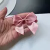 En stock Venta al por mayor Accesorios de moño Cinta de poliéster DIY Hecho a mano Multicolor Diadema de moño Accesorios de cinta para prendas