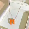 Nuevo producto transfronterizo: Collar sencillo y único de microincrustaciones de diamantes completos para mujer, diseño fresco, popular en línea, exquisito accesorio de cadena para la clavícula