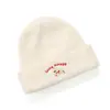 Chapéu de Lã de Alta Qualidade com Bordado de Letra e Cachorrinho para Mulheres, Novo Estilo Outono e Inverno, Chapéu de Tricô Quente com Proteção para as Orelhas