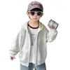 Chaqueta para Niños Primavera y Otoño 2026 Nuevo Estilo Sudadera con Capucha de Primavera para Niños Top Deportivo Casual de Primavera para Niños Moderno