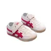 Tenis para Niños Otoño 2025 Nuevo Estilo Niños y Niñas Antideslizantes Zapatos de Skate Suela Suave Estilo Trendy Zapatos Blancos Ligeros Zapatos Forrest Gump
