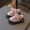 Zapatillas infantiles, zapatillas deportivas para niños, nuevos modelos primavera y otoño 2026, zapatos de bebé de suela blanda para niños pequeños, zapatos de moda para niñas