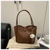 Bolso de Hombro para Mujer 2025 Estilo Vintage Casual Accesorio Nuevo Moda de Gran Capacidad para Viajes Diarios Color Sólido