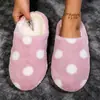 Chinelos de algodão femininos para casa, chinelos quentes de sola macia silenciosa para piso de madeira para casais, entrega personalizada transfronteiriça para ambientes internos