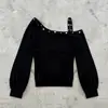 Elegante Camiseta de un Hombro para Mujer 2025 Otoño Nueva Versión Coreana con Diseño Único de Remaches, Corte Ajustado, Versátil y Favorecedor