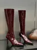 Botas de caballero de charol europeo y americano Chuyuji, punta fina, tacón de aguja alto para mujer, estilo otoño e invierno, adelgazantes, con cremallera trasera y diseño plisado