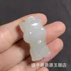 Pingente de Jade Tianshan de Xinjiang: Sinal Astrológico Fofo de Desenho Animado com Incrustação de Jade Verde, Pingente de Jade de Animal Zodiacal