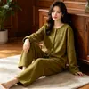 2026 Nuevos Pijamas de Terciopelo Térmico para Mujer Otoño-Invierno Ropa de Casa Cuello Redondo Cardigan Manga Larga Pantalones Largos Cálido Engrosado Se Puede Usar Afuera