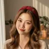 Diadema Roja de Cabeza de Caballo para Mujer Año Nuevo 2026 Suave Diadema de Parte Alta Estilo Nuevo Otoño e Invierno Pinza para el Cabello de Gama Alta