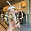 Vaso de agua grande a prueba de roturas, portátil, elegante vaso para hielo con pajilla, resistente a altas temperaturas, plástico de grado alimenticio, lindo regalo