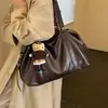 2026 Bolsa Transversal Grande Capacidade Retrô Nova Feminina para o Dia a Dia Bolsa de Ombro Couro Macio Casual Versátil Bolsa de Mão Simples