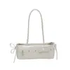Bolso tipo baguette con lazo Bolso de nicho para mujer Colgante de corazón Bolso de axila Chica dulce Versátil para el día a día Bolso de un solo hombro Cruzado