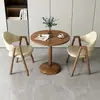Mesas e cadeiras de recepção e reunião estilo nórdico, modernas e casuais, adequadas para apartamentos pequenos, varandas e mesas redondas pequenas para lojas de milk tea e café, bem como mesas de jantar