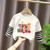Primavera y Otoño Niños Bebé Ropa Interior Superior Ropa Infantil Estampado Súper Lindo Rayas Bloque de Color Algodón Puro Niñas Camiseta de Manga Larga