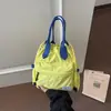 Bolsa balde para esportes ao ar livre e caminhada, casual e versátil, uma bolsa tote versátil para o uso diário, grande capacidade e pode ser usada na transversal, adequada para homens e mulheres