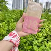 Toalhetes Úmidos Refrescantes com Tecnologia Japonesa Cuidadosamente Selecionados para Remover o Suor e Refrescar, Toalhas com Sensação de Gelo que Refrescam Instantaneamente, Toalhas de Gelo que São Refrescantes e Previnem a Insolação, e São Usadas para Limpar o Suor