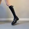 Hebilla de cinturón nuevo modelo 2026, botas largas, pierna ajustada, circunferencia de caña pequeña, nuevas botas de jinete para mujer, botas de tacón grueso hasta la rodilla