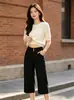Calça Cropped Justa com Botão Rebite Outono Novo Estilo Coreano Simples de Perna Reta Versátil Valorizadora Casual