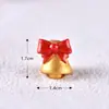 Novos acessórios decorativos de Natal com Papai Noel e boneco de neve, cenas de Natal em miniatura, meias de Natal, presentes, sinos e pequenas figuras de resina