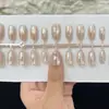 Unhas postiças estrela galvanizada, estilo gatinho nude, delicadas e valorizam a mão, com senso de ambiente, manicure curta removível