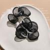 Aretes de isla hechos a mano de girasol de rafia y pasto, aretes de flores grandes exagerados de personalidad junto al mar, venta al por mayor de aretes