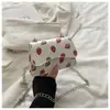 2026 Nuevo Estilo Fresco y Artístico Moda Estampado de Cerezas Coreano Casual Simple Cadena Bandolera Hombro Pequeño Cuadrado Bolso