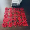 Decoração de Cama de Casamento com Mini Personagens Felizes Lançados à Mão, Decoração de Quarto de Casamento, Prato de Frutas Criativo para Casamento, Escadas Felizes com Pequenos Personagens Felizes