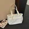 Tejido de nailon ligero y duradero, gran capacidad, nuevo modelo de verano 2026, simple y versátil, bolso de hombro casual elegante