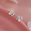 Nuevos Pendientes de Flor de Tres Colores para Mujer, Pendientes de Diseño Nicho, Exquisitos y Dulces Accesorios para Orejas, Lujo Ligero de Moda al por Mayor