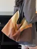 Bolso Casual de Bloques de Color de Gran Capacidad para Mujer 2026 Nueva Moda Bolso de Hombro Cruzado para Viajar Bolso Tote Cubo Mate