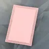 Productos de Papel con Pequeños Agujeros Calados Que No Oscurecen, Tarjetas de Encaje Láser, Bordes para Diarios, Impresión de Tarjetas y Fabricante de Estampado en Caliente
