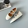 Populares zapatos Mary Jane sencillos de estilo francés para mujer, nuevo modelo de otoño 2026, con aumento de altura interno, cómodos y versátiles para ir al trabajo
