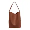 Bolso de Gran Capacidad 2026 Nueva Moda Bolso de Hombro Simple para Viajes Diarios Estilo Coreano Casual Retro Bolso Tipo Cubo de Mano