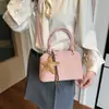 Bolsa de Mão Feminina da Moda Pequena Tote Bag 2026 Nova Simples Bolsa Saco Versátil Ombro Transversal Cesta de Piquenique