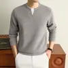 Sudadera de Cuello Redondo Falsa de Dos Piezas Estilo Old Money para Hombre, Nueva Colección Otoño 2026 Color Sólido Manga Larga Casual Capa Base Sudadera para Hombre