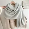 Novo Cachecol de Franjas de Cor Sólida para Homens e Mulheres, Xale Espesso Versátil de Outono e Inverno de Alta Qualidade, Aquecedor de Pescoço da Moda em Faux Cashmere em Estoque