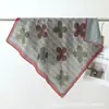 2026 Nuevo Bufanda Cuadrada Pequeña de Algodón Terciopelo Estampada por Ambos Lados para Primavera y Verano Bufanda de Cuello Versátil y Elegante para Mujer que Realza el Cutis