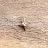Pendientes de Titanio Aleación de Titanio F136 Cuadrado Dorado Circonita Estrella de Cuatro Puntas G23 Titanio Rosca Interna Circonita Labio Stud Lengua Stud Joyería para Piercing
