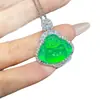 Colgante de crisoprasa verde hielo de alta calidad, bañado en plata con diamantes, amuleto de Buda con cierre de paz, colgante de jadeíta, suministro al por mayor para transmisión en vivo